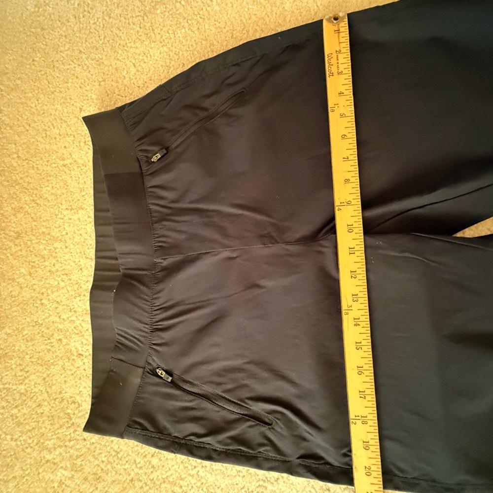 Eddie Bauer active wear pants 10 - Picture 4 of 8